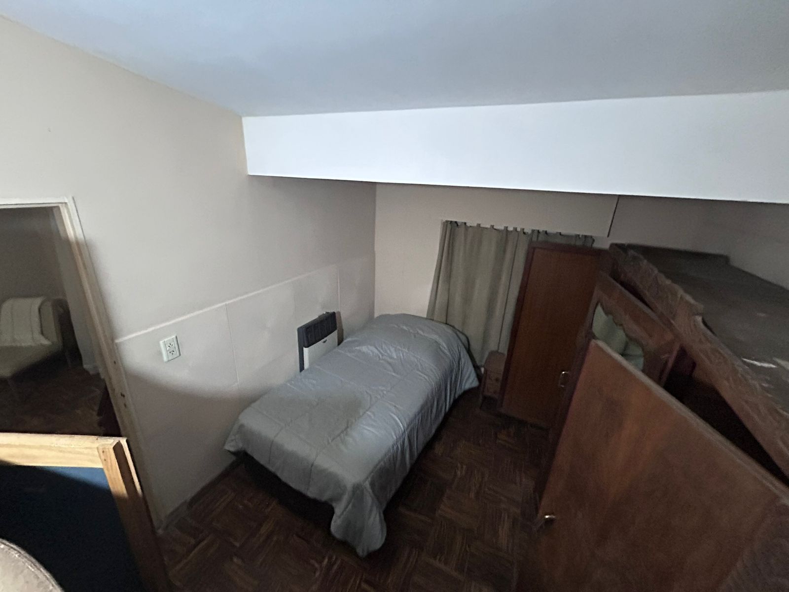 Calle Gobernador Manuel Crespo 3180