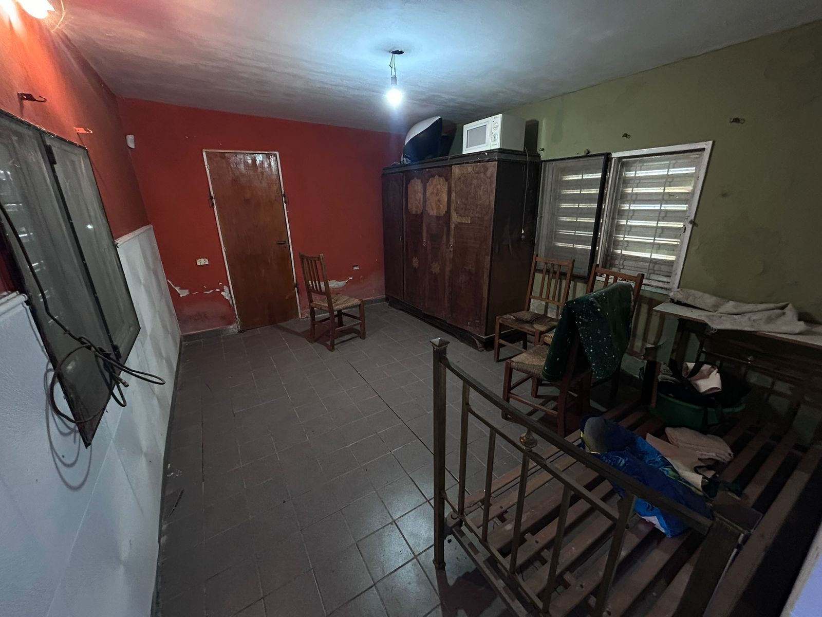 Calle Gobernador Manuel Crespo 3180