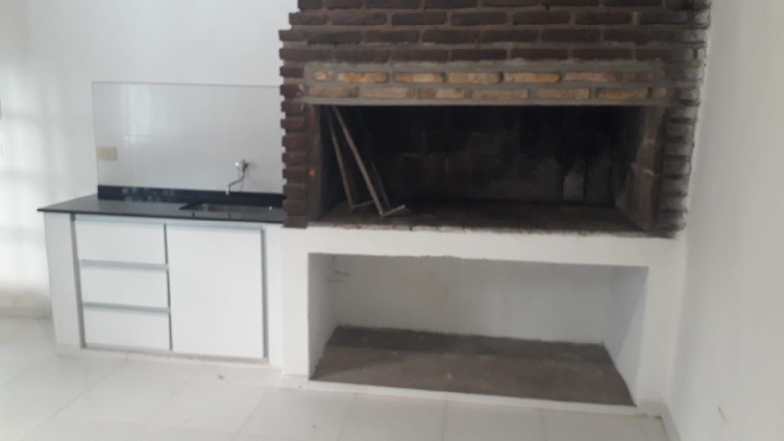 Leandro N. Alem 535