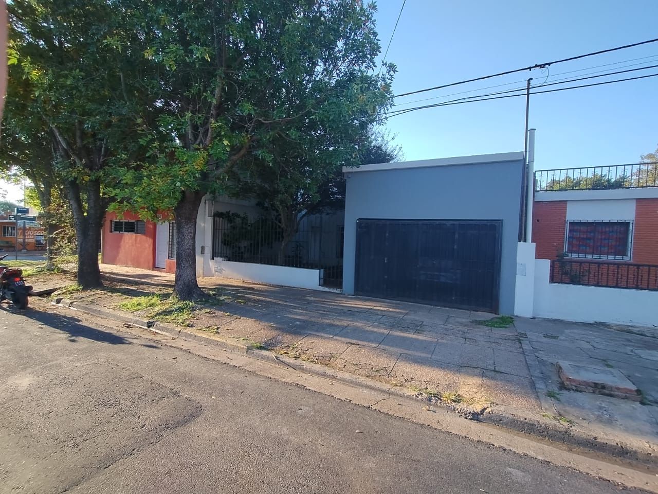 25 de Junio 900