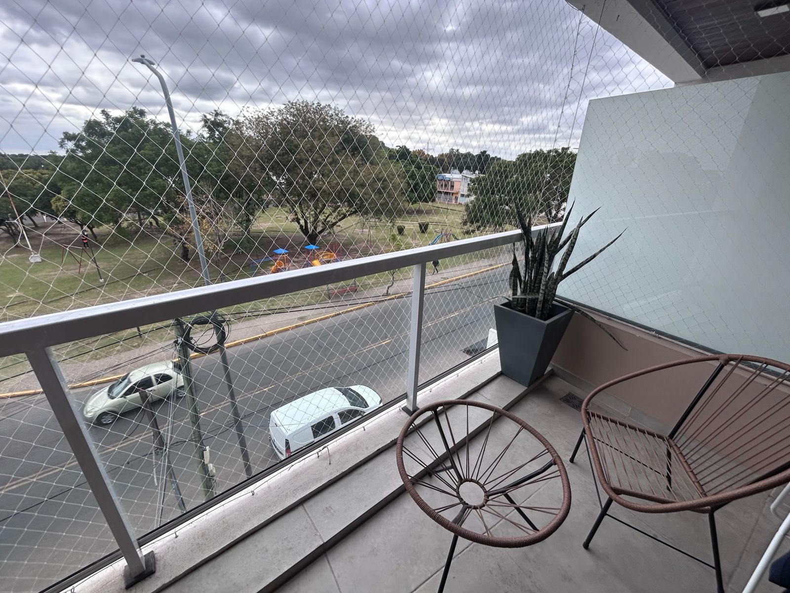 Avenida Laurencena 333