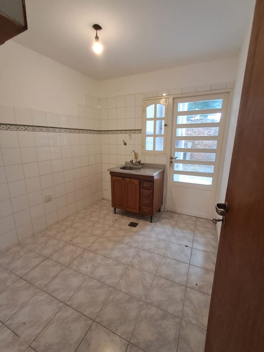 EVARISTO CARRIEGO 1059